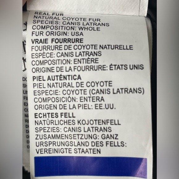 Canada Goose Rossclair Parka with Coyote Fur - Picture 6 of 16